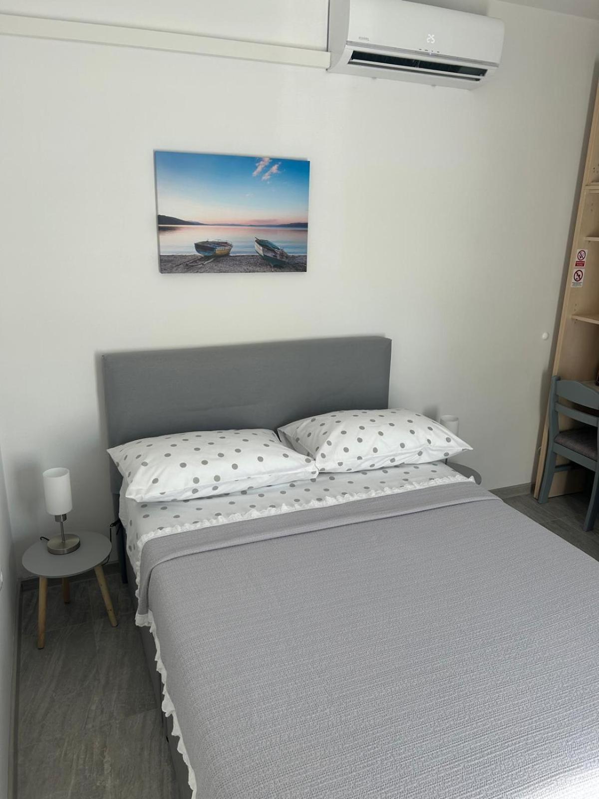 Room Sleep & Fly Kaštela Buitenkant foto
